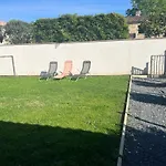 Casa de Férias Du Ferrand Au Coeur Des Vignes *