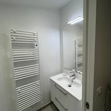 Du Ferrand Au Coeur Des Vignes Holiday home Montagne (Gironde)