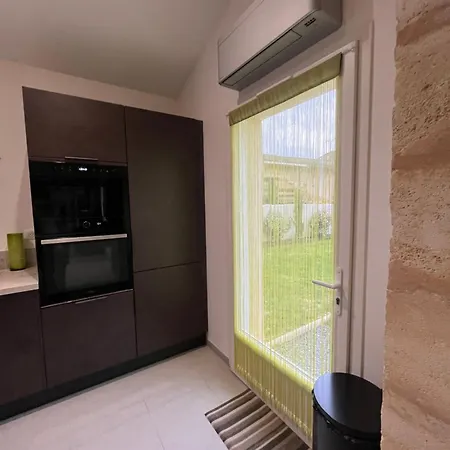 Holiday home Du Ferrand Au Coeur Des Vignes