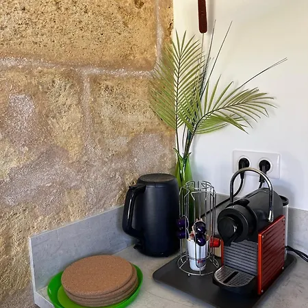 Du Ferrand Au Coeur Des Vignes מונטן